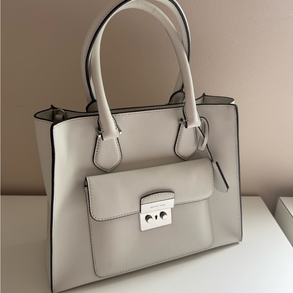 White michael kors handbag